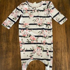 0-3 month tie dress sleeper